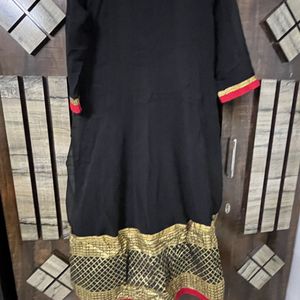 Black Anarkali With Red Dupatta