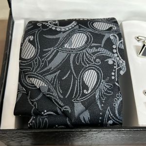 Men’s Tie, Cufflinks and Pocket Square Gift Set