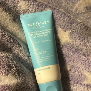 Dot & Key Moisturizer