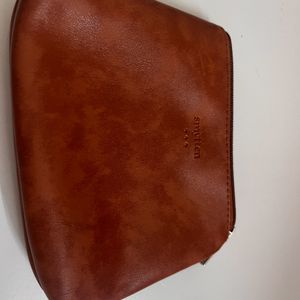 Tan brown colour purse