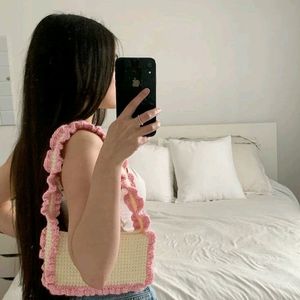 Crochet Ruffle Shoulder Bag!!