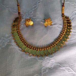 Necklace Set