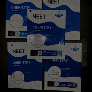 Aaksh NEET Books