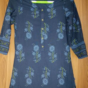 NAVY BLUE AVAASA KURTI(XS)