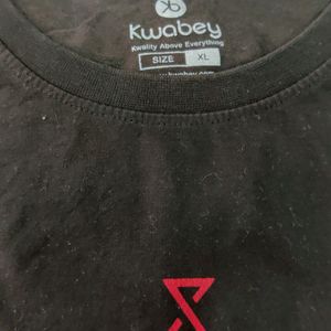 Kwabey - Multi Triangle Design Tshirt