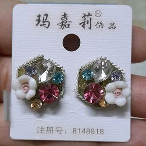 Flower and Stones Earrings