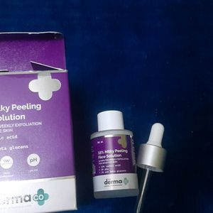 15% MILKY PEELING FACE SOLUTION THE DERMA CO