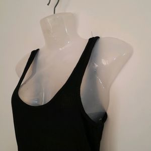 Black Top (Women's)