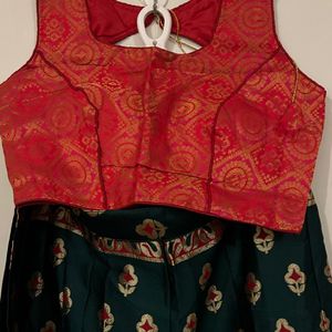 Banarasi Lehanga With Padded Blouse & Heavy Duppat