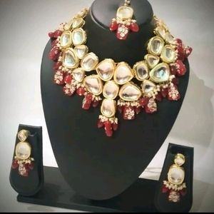 Semi Bridal Jewellery Set In Red Kundan