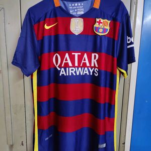 FC Barcelona 2015-16 Home Kit. Size: M With Messi Print At The Back!