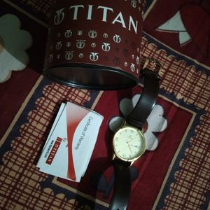 UNUSED NEW TITAN MEN WRISTWATCH