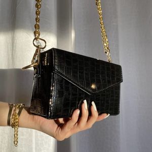 (Negotiable)Black Box Bag