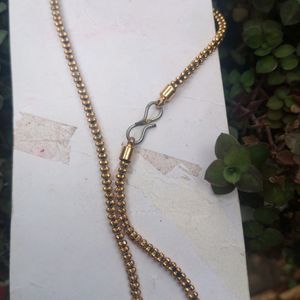 Chain With Pendant