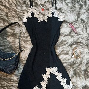 Black Bodycon Lace Dress With Slit