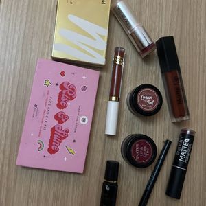 Makeup Set Of 13 Products