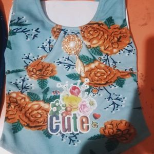 Small children's clothes are available in our shop