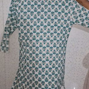 Short Kurti