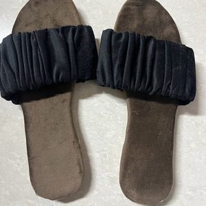 Black Velvet Foot Wear