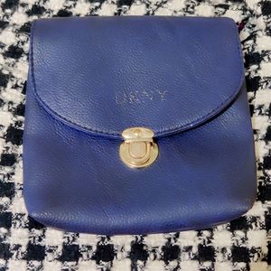 Neavy Blue Sling Bag