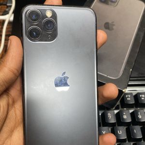 IPHONE 11 PRO 256GB WITH BOX