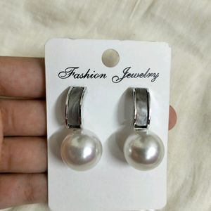 Pearl Drop Earrings