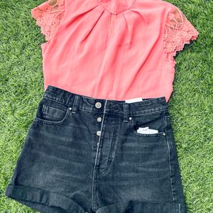 Zara High-Rise Mom Fit Trendy Denim Shorts