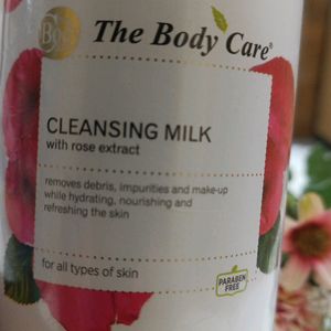 Cleansing Milk With Rose Extract