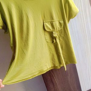 Limegreen Crop Top with pocket