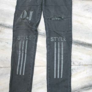 KIDS JEANS COMBO (BOYS 12 YEARS OR + CAN FIR EASILY)