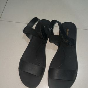 Bata Wedges