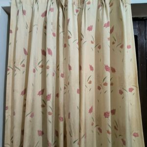 10 Beautiful Golden Curtains With Flowers