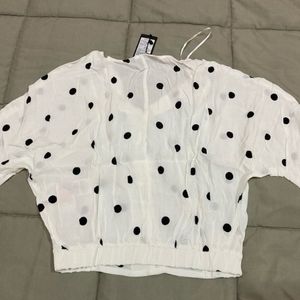 Vero ModaPolka-Dot Print V-neck Top