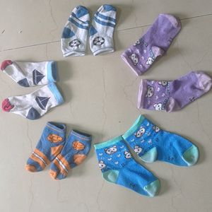 Kids Socks Set Of 5 With Free Sleeper