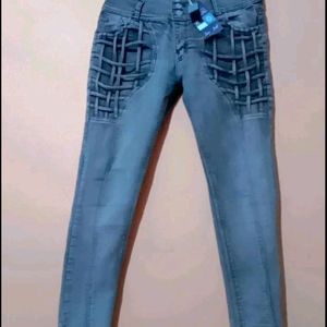 Trendy Jeans For Girls Ladies