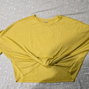 ONLY Yellow Top