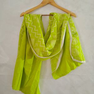 Green Kurta Set (Women)