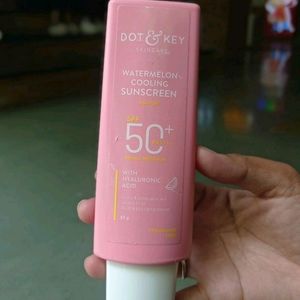 Moisturizer And Sunscreen