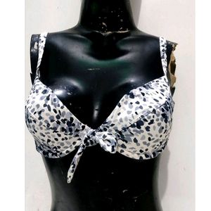 Stylish Light Padded Bra