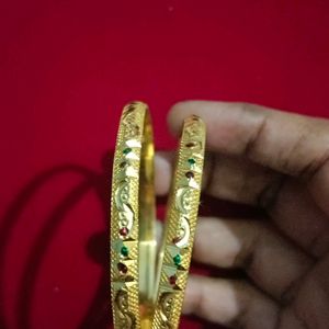 Unused New Golden Colour Bangles