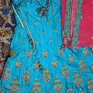 Lehenga Choli Set With Dupatta