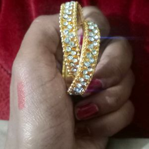 New beautiful golden hoops with shinning diamond