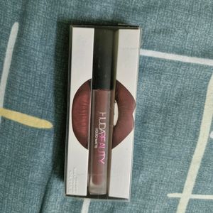 Huda Beauty Lipstick Shade First Class