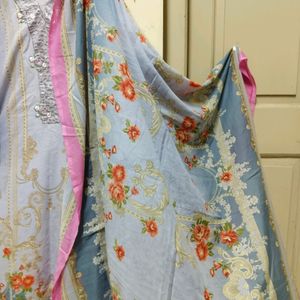 Pakistani Kurta & Dupatta With Patchwork