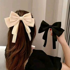 Kawaii Bow Clip