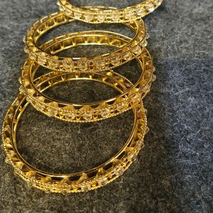 4 Pc Bangles New! 2.4 2.6 2.8 2.10 Size Available