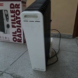 USHA Oil Filled Radiator Room Heater 2700 Watts