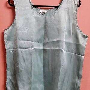 Sleeveless Top