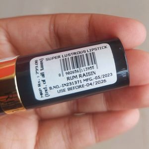 Revlon Super Lustrous LipstickRum Raisin)