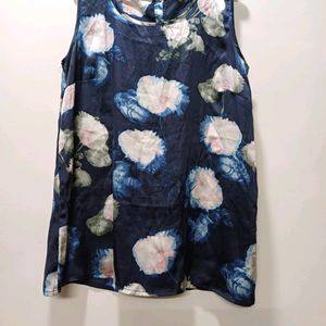 Women Sleeveless Top